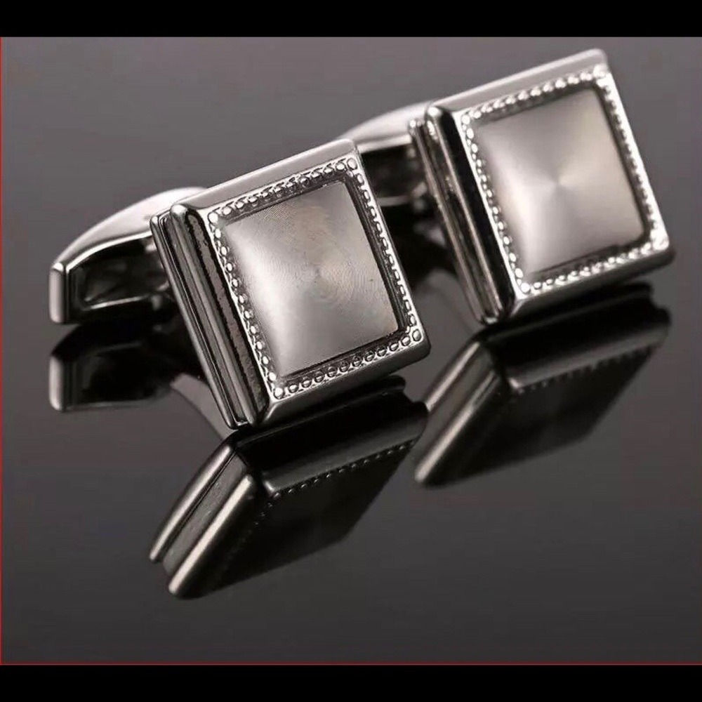Cufflinks